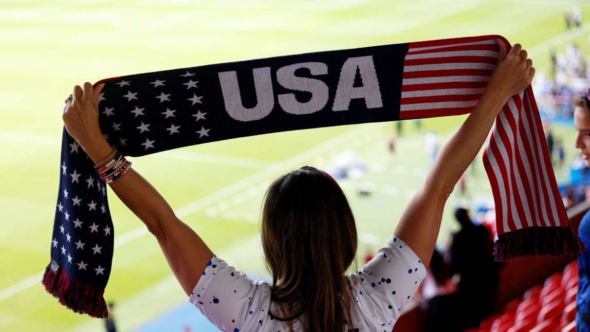 7 Expert Secrets to Choosing the Best USA Soccer Scarves for Every Fan