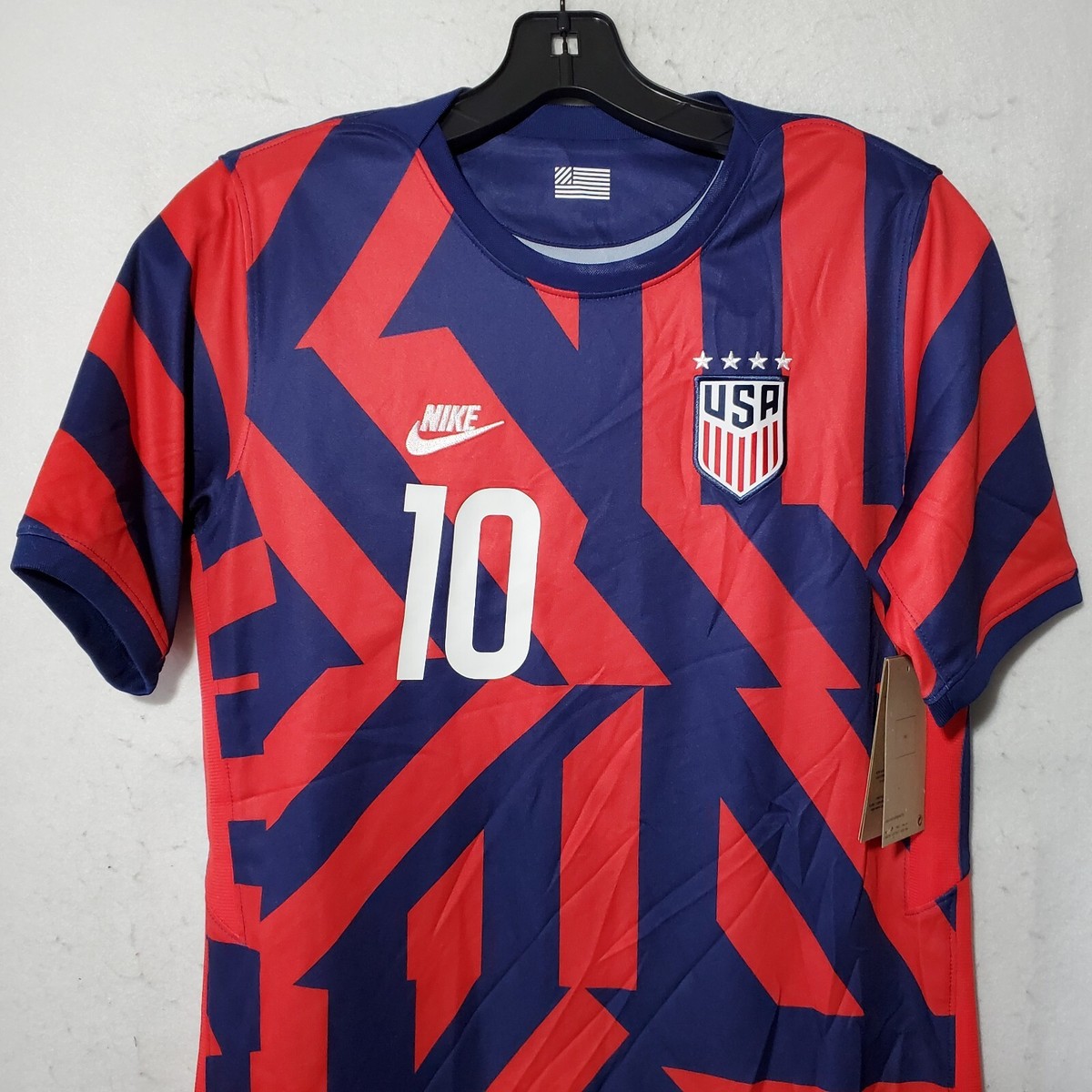 7 Expert Secrets to Choosing the Perfect Lindsey Horan Shirt for Every USWNT Fan
