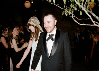 7 Expert Secrets for Choosing the Perfect Ivory Rain Jacket (2024 Edition)