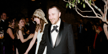 7 Expert Secrets for Choosing the Perfect Ivory Rain Jacket (2024 Edition)